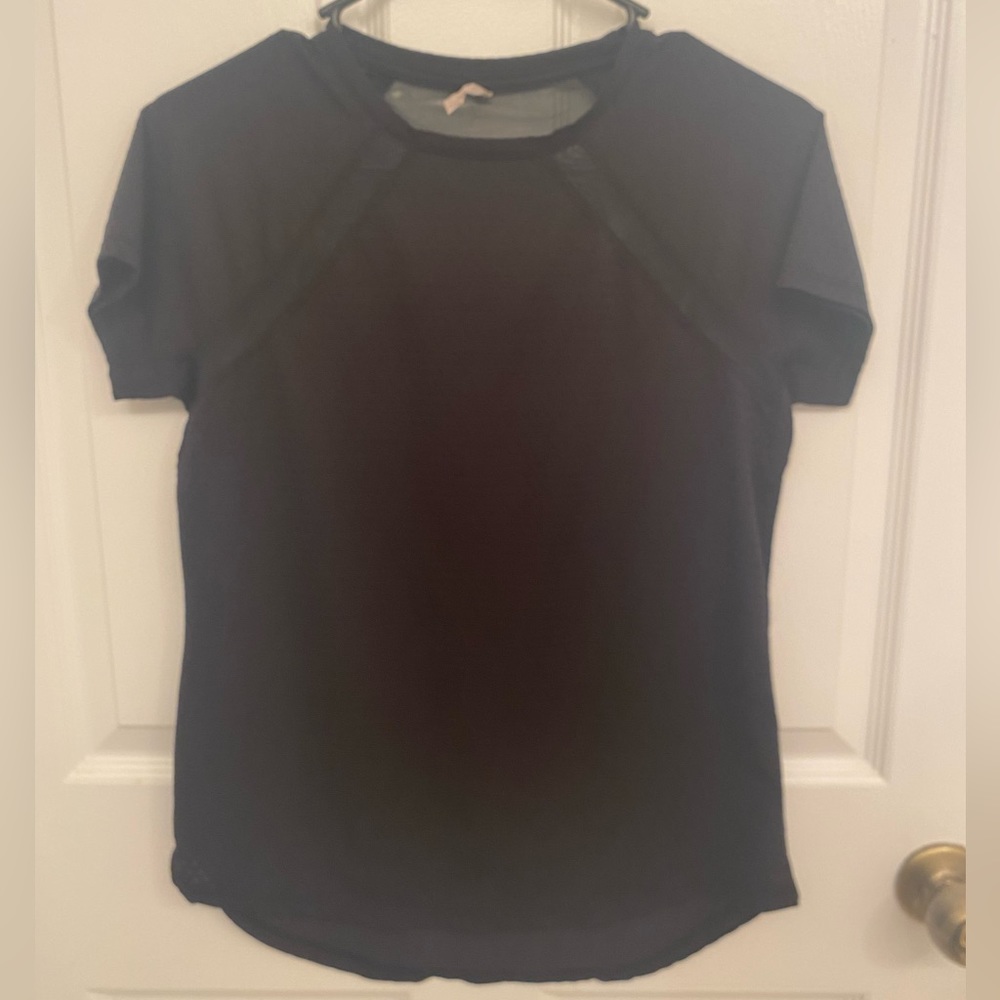 Black athletic top by Ideology